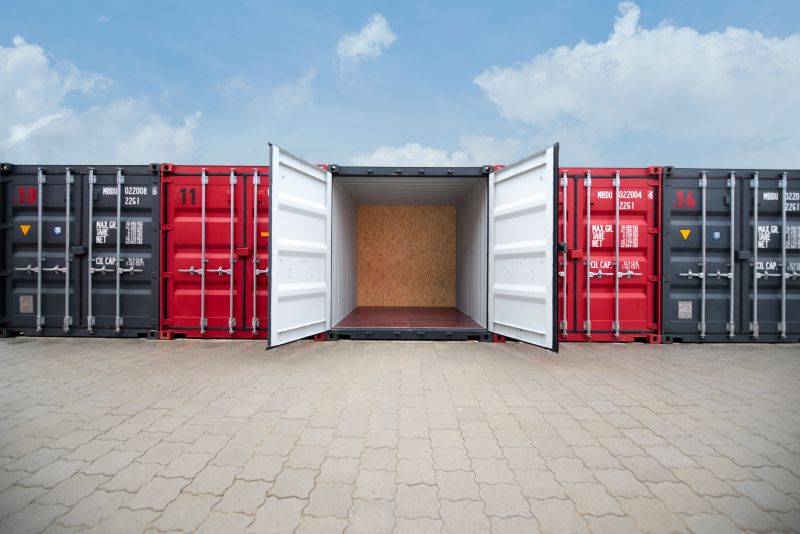 Megabox: Container-Lagerfläche im Lagerhus in Husum